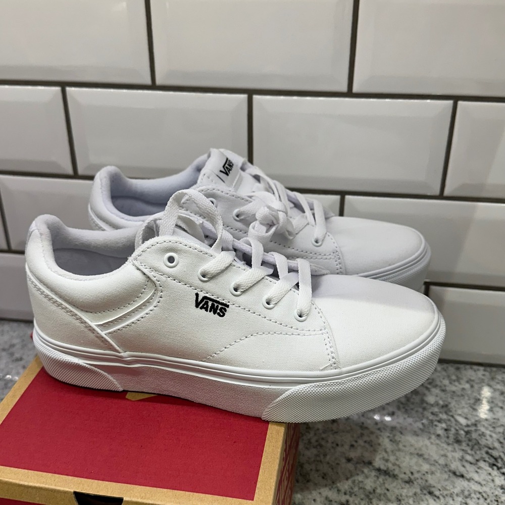 Vans Seldan Platform White Canvas‎ Lace Up Sneakers Shoes US 4 Street Casual